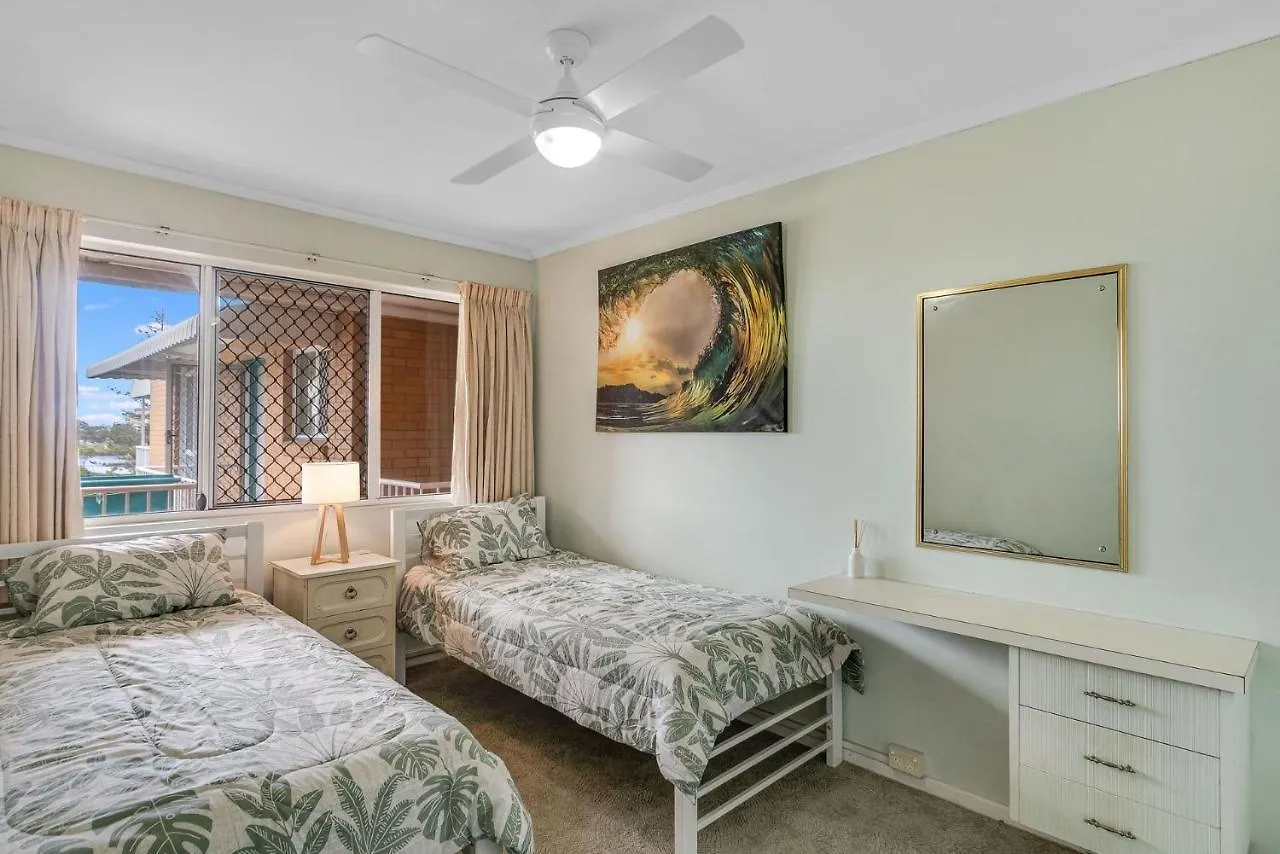 Beach Lodge Unit 12A Gold Coast Apartment